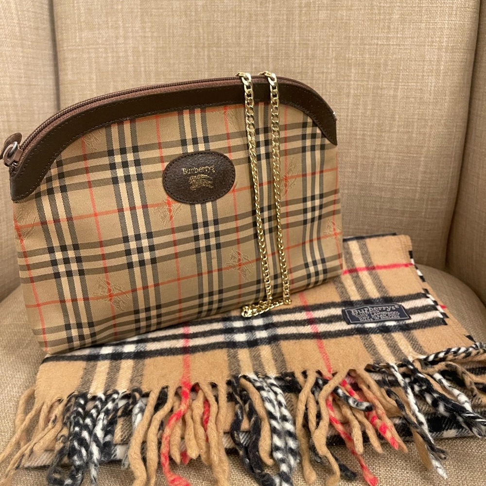 Authentic vintage burberrys nova check tan scarf and bag bundle (C1014)